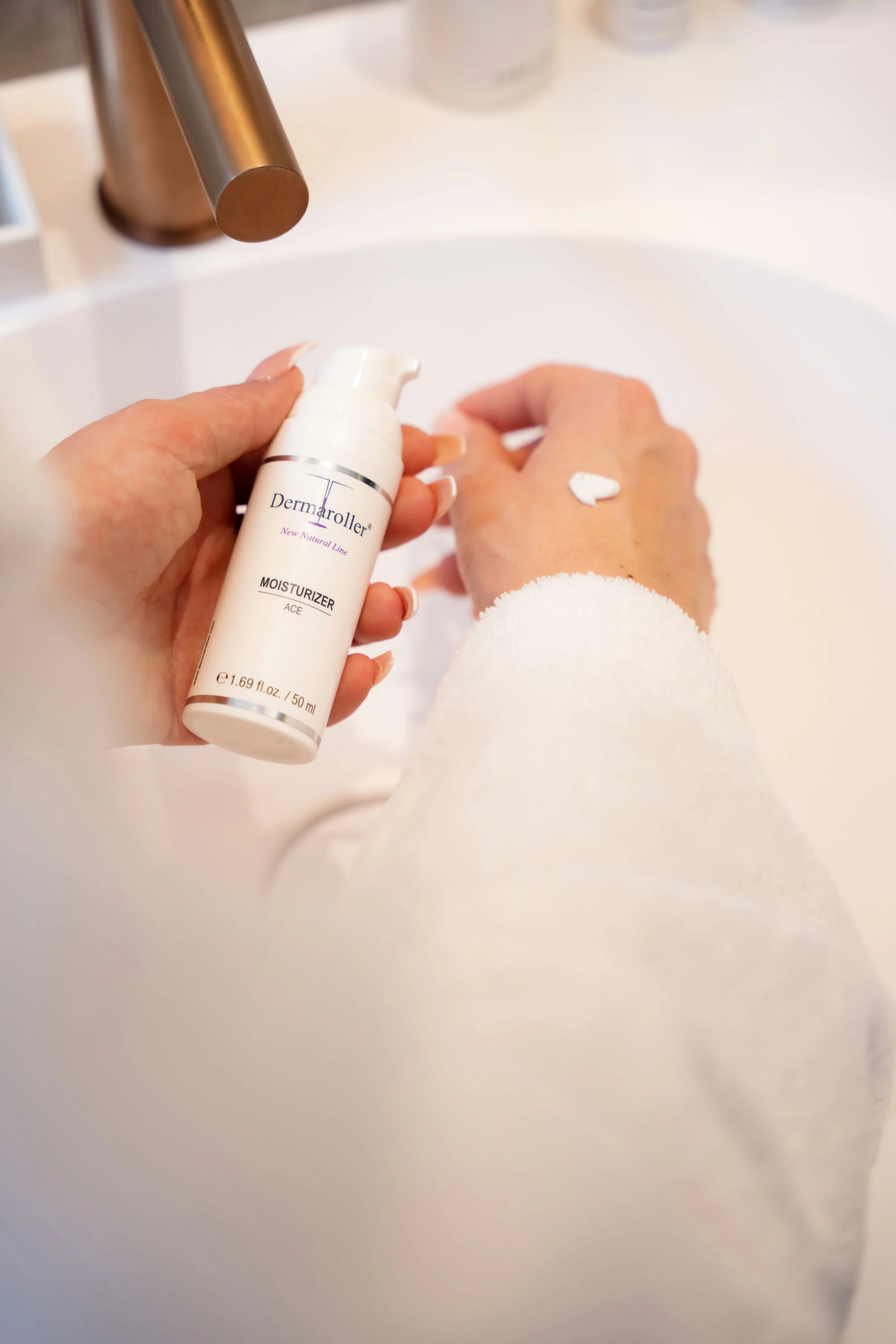 Crème hydratante Dermaroller aux vitamines A, C et E - Image 4
